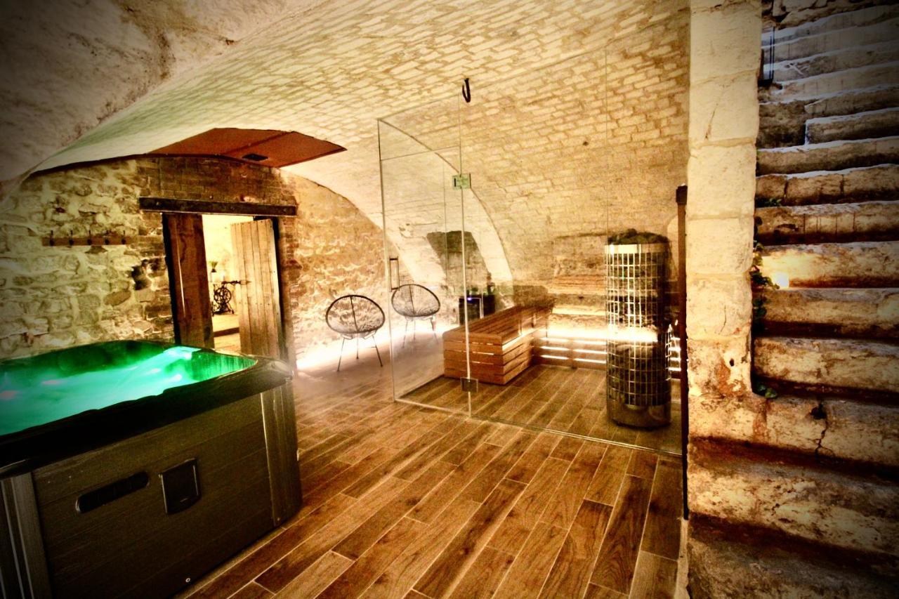 Gaalor***** - Jacuzzi & Sauna A Apartment Rouen